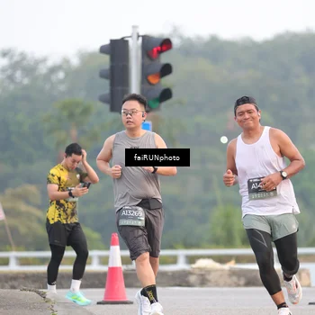 Runner Photo 6434169