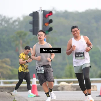 Runner Photo 6434170