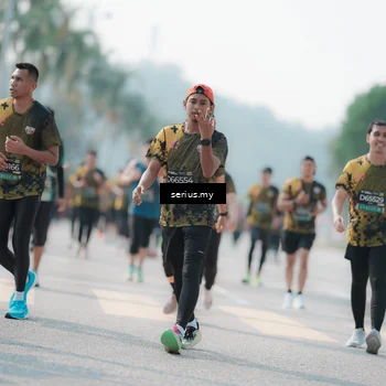 Runner Photo 6434197