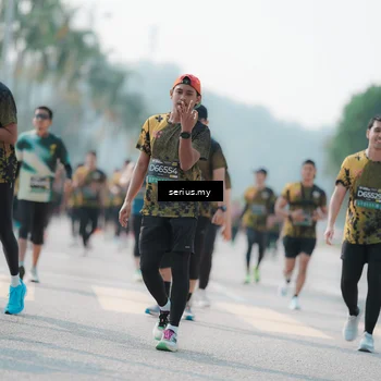 Runner Photo 6434210
