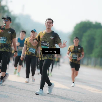 Runner Photo 6434214