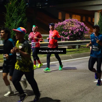 Runner Photo 6434215
