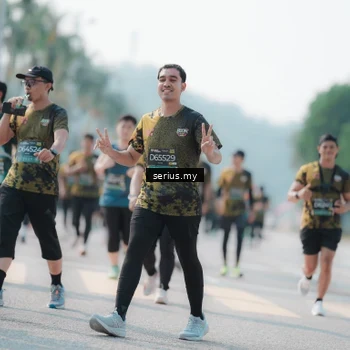 Runner Photo 6434235