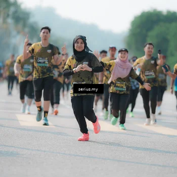 Runner Photo 6434289