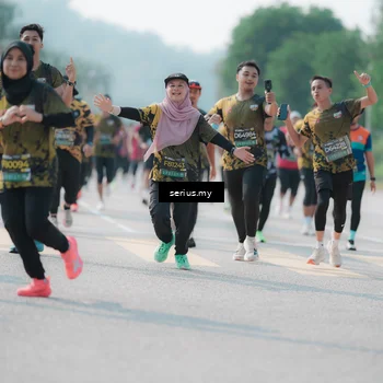 Runner Photo 6434290