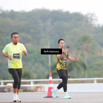 Runner Photo 6434294