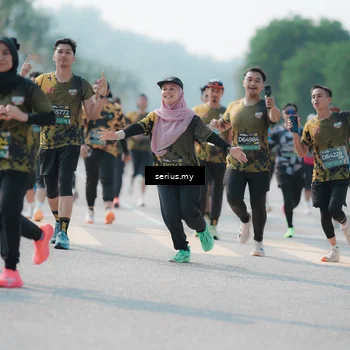 Runner Photo 6434301