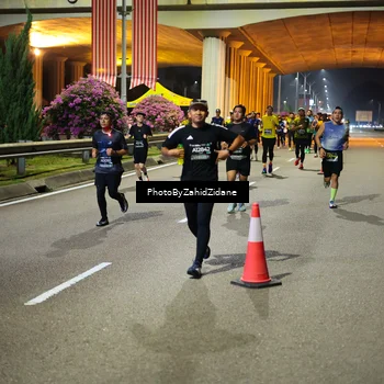 Runner Photo 6434318