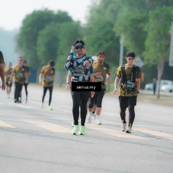 Runner Photo 6434352