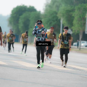 Runner Photo 6434359