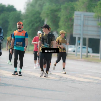 Runner Photo 6434367
