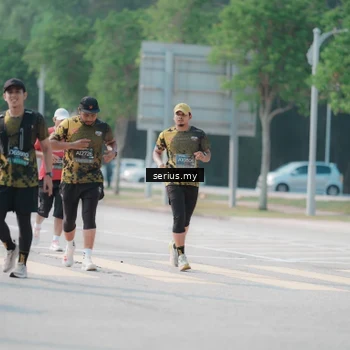 Runner Photo 6434380
