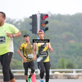 Runner Photo 6434423