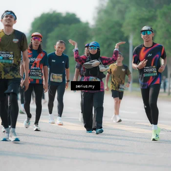 Runner Photo 6434444