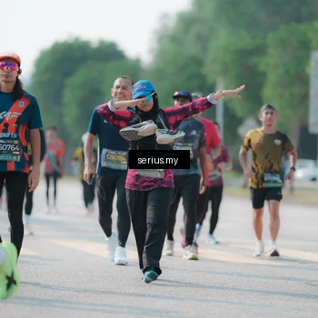 Runner Photo 6434458