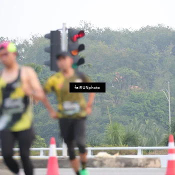 Runner Photo 6434475
