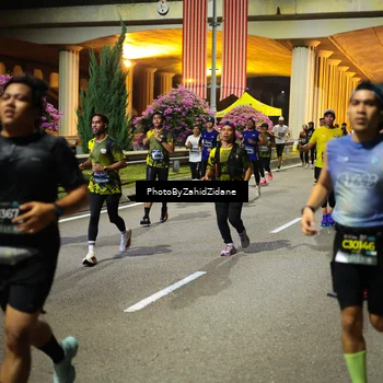 Runner Photo 6434488