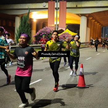 Runner Photo 6434493
