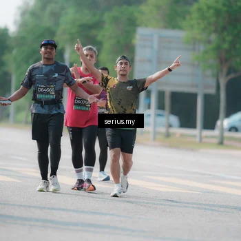 Runner Photo 6434511