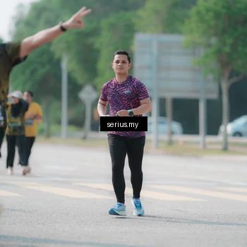 Runner Photo 6434518