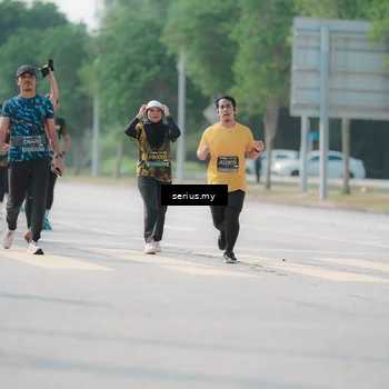 Runner Photo 6434524