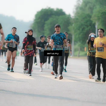 Runner Photo 6434534