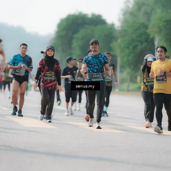 Runner Photo 6434543