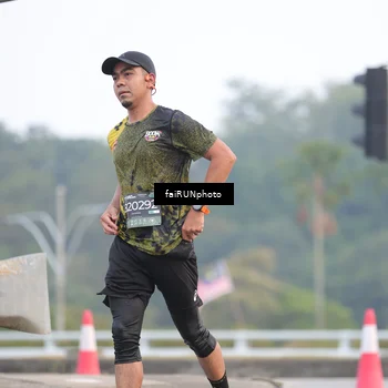 Runner Photo 6434555