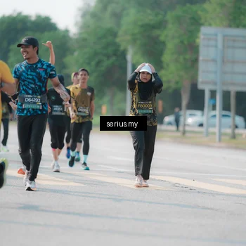 Runner Photo 6434564