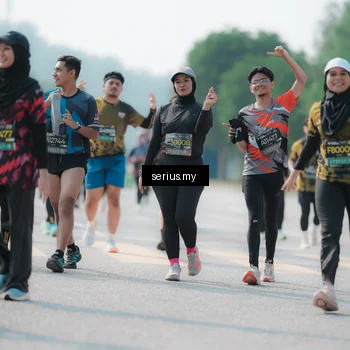 Runner Photo 6434586
