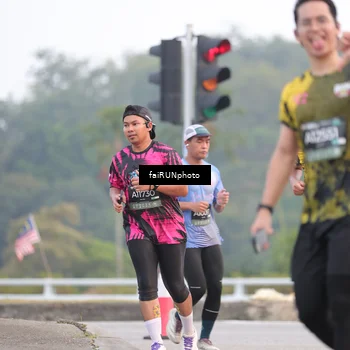 Runner Photo 6434606