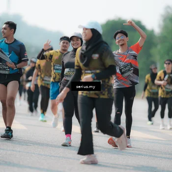 Runner Photo 6434615