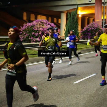 Runner Photo 6434643