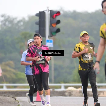Runner Photo 6434663