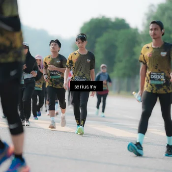 Runner Photo 6434678
