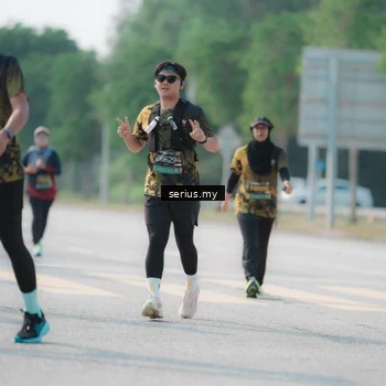 Runner Photo 6434696