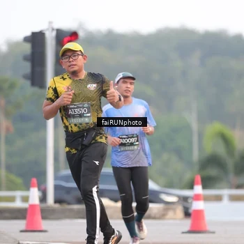 Runner Photo 6434712