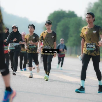 Runner Photo 6434713