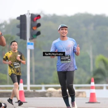 Runner Photo 6434715