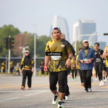 Runner Photo 6434719