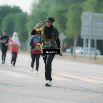 Runner Photo 6434746