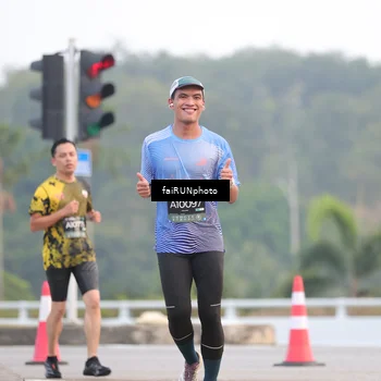 Runner Photo 6434752
