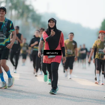 Runner Photo 6434757