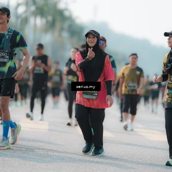 Runner Photo 6434762