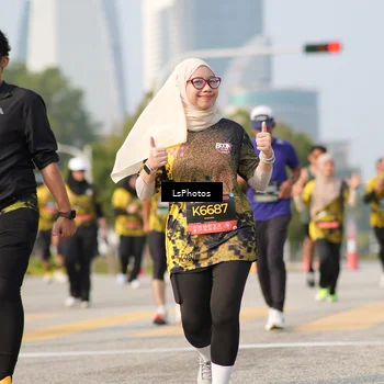 Runner Photo 6434772