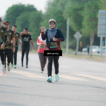 Runner Photo 6434780
