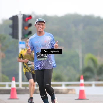Runner Photo 6434786