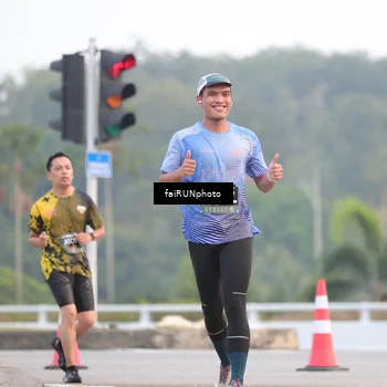 Runner Photo 6434791