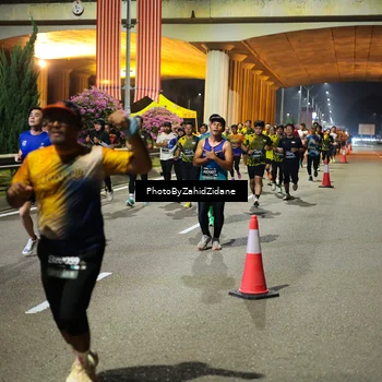 Runner Photo 6434819