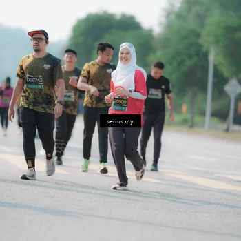 Runner Photo 6434857